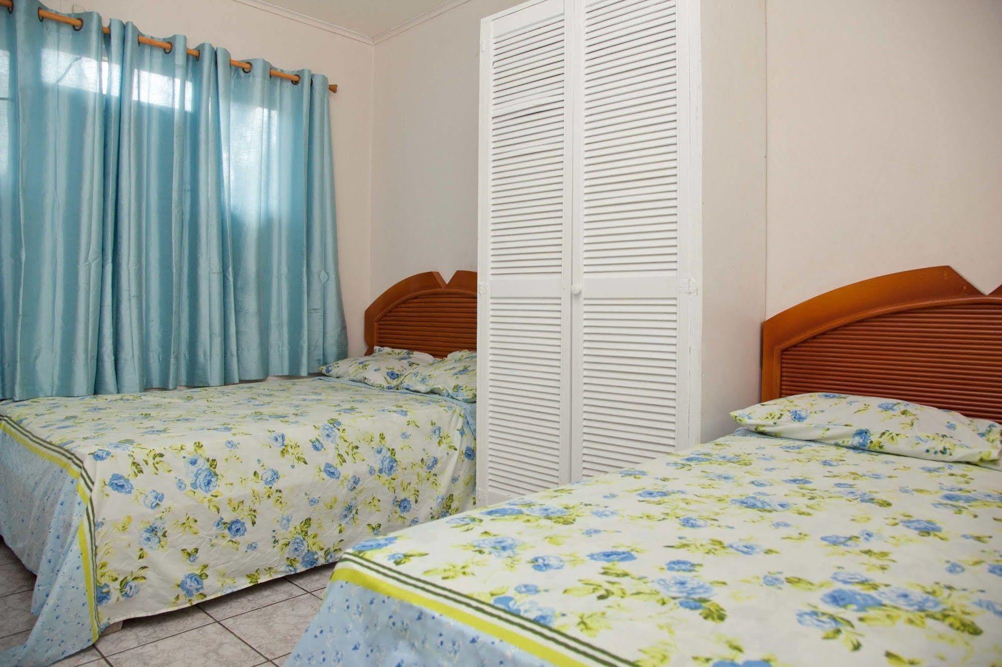 California Aruba Otel Oranjestad Dış mekan fotoğraf